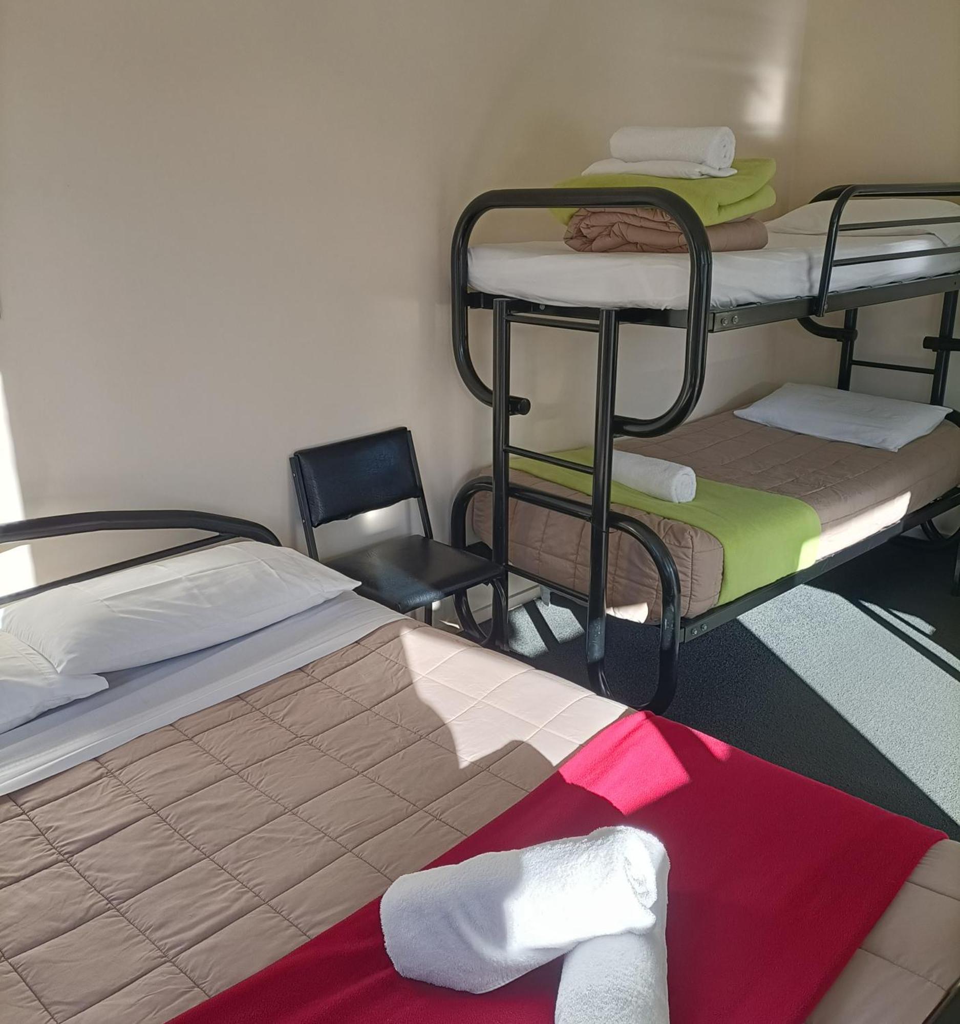 Geraldine Top 10 Holiday Park מראה חיצוני תמונה